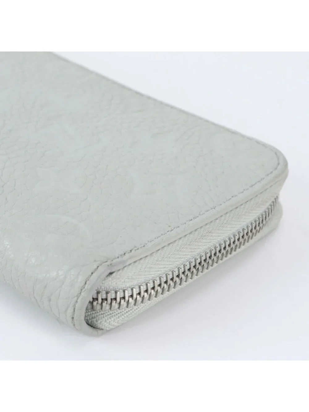 Louis Vuitton Taurillon Leather Monogram Zippy Wallet with Vertical
